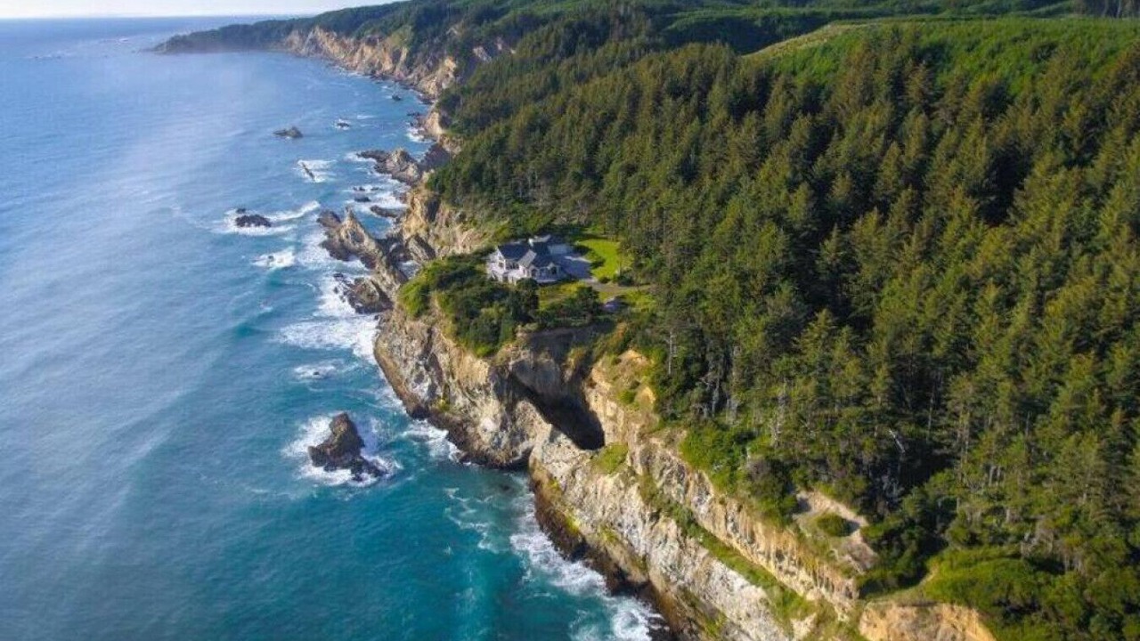 Photo of Outdoor in Coos Bay