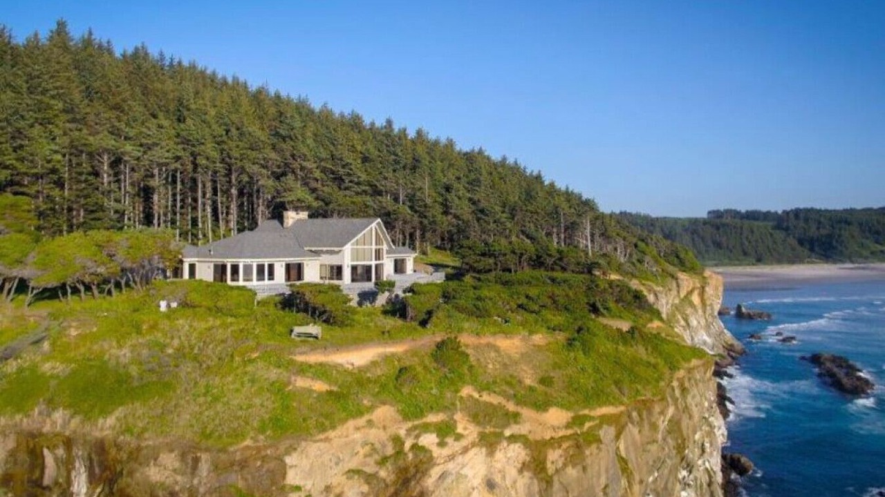 Photo of Outdoor in Coos Bay
