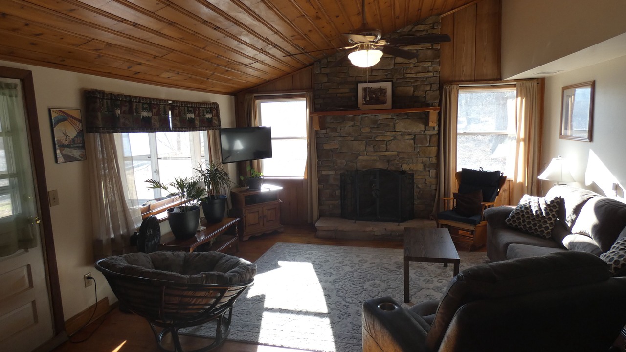 Photo of Livingroom in Bellepoint