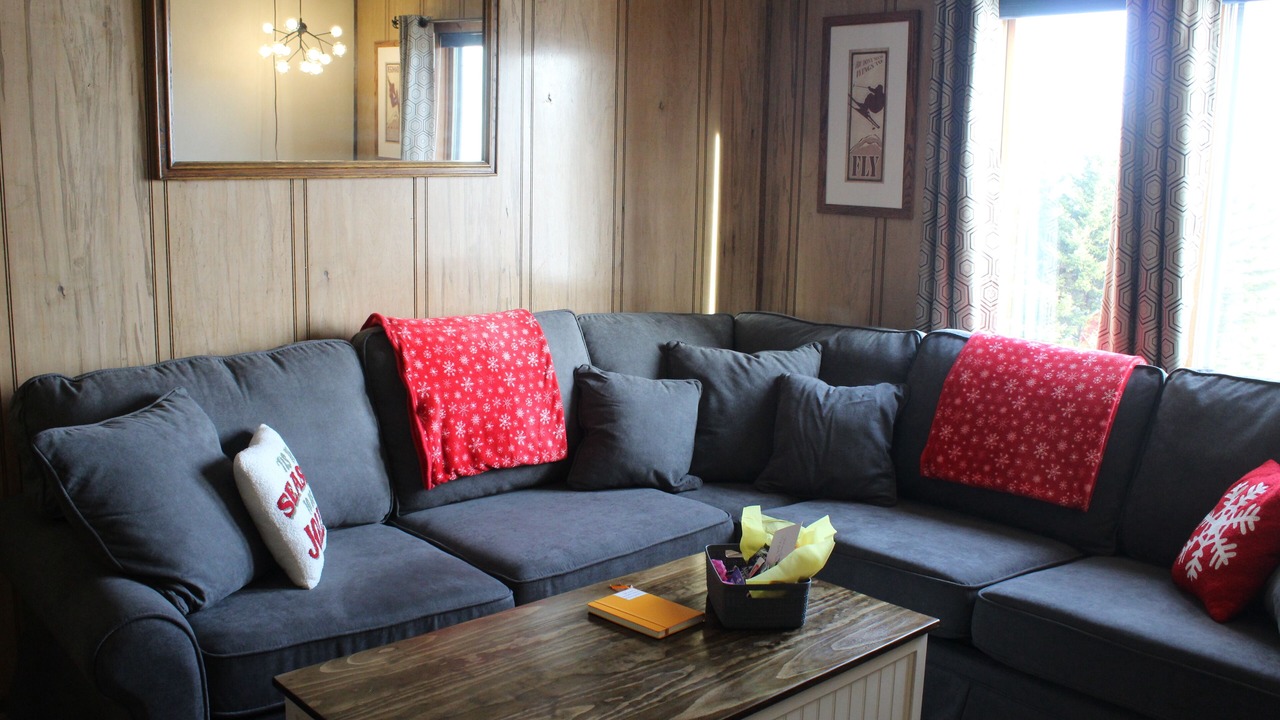 Photo of Livingroom in Snowshoe
