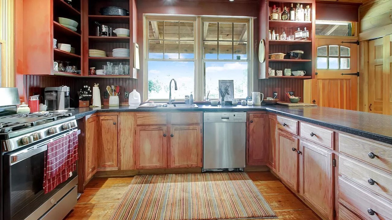 Photo of Kitchen in Warren