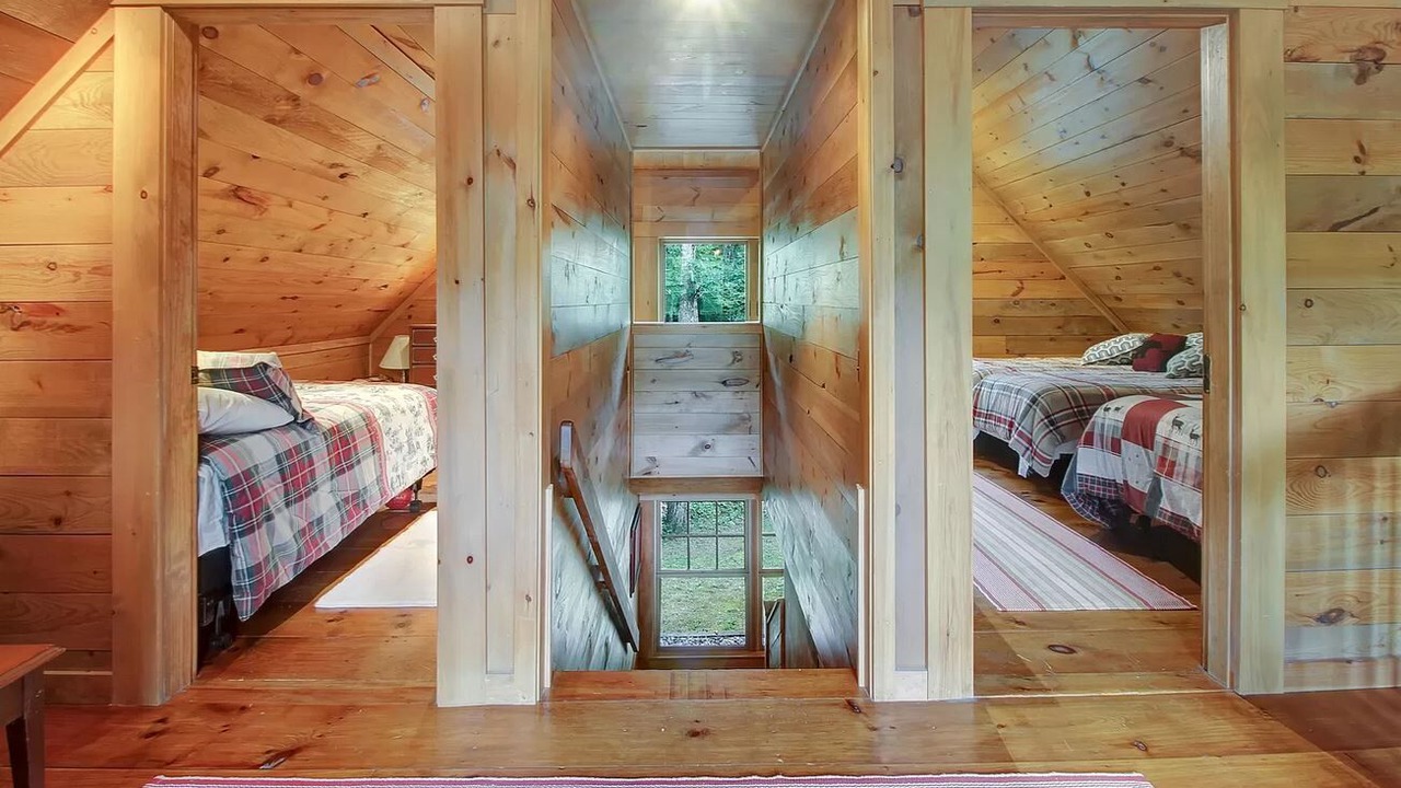 Photo of Bedroom in Warren