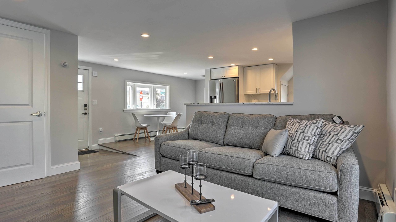 Photo of Bedroom in Bellmore