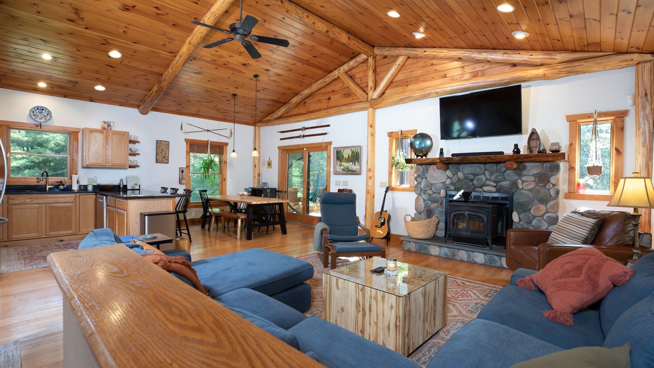 Photo of Livingroom in Chestertown