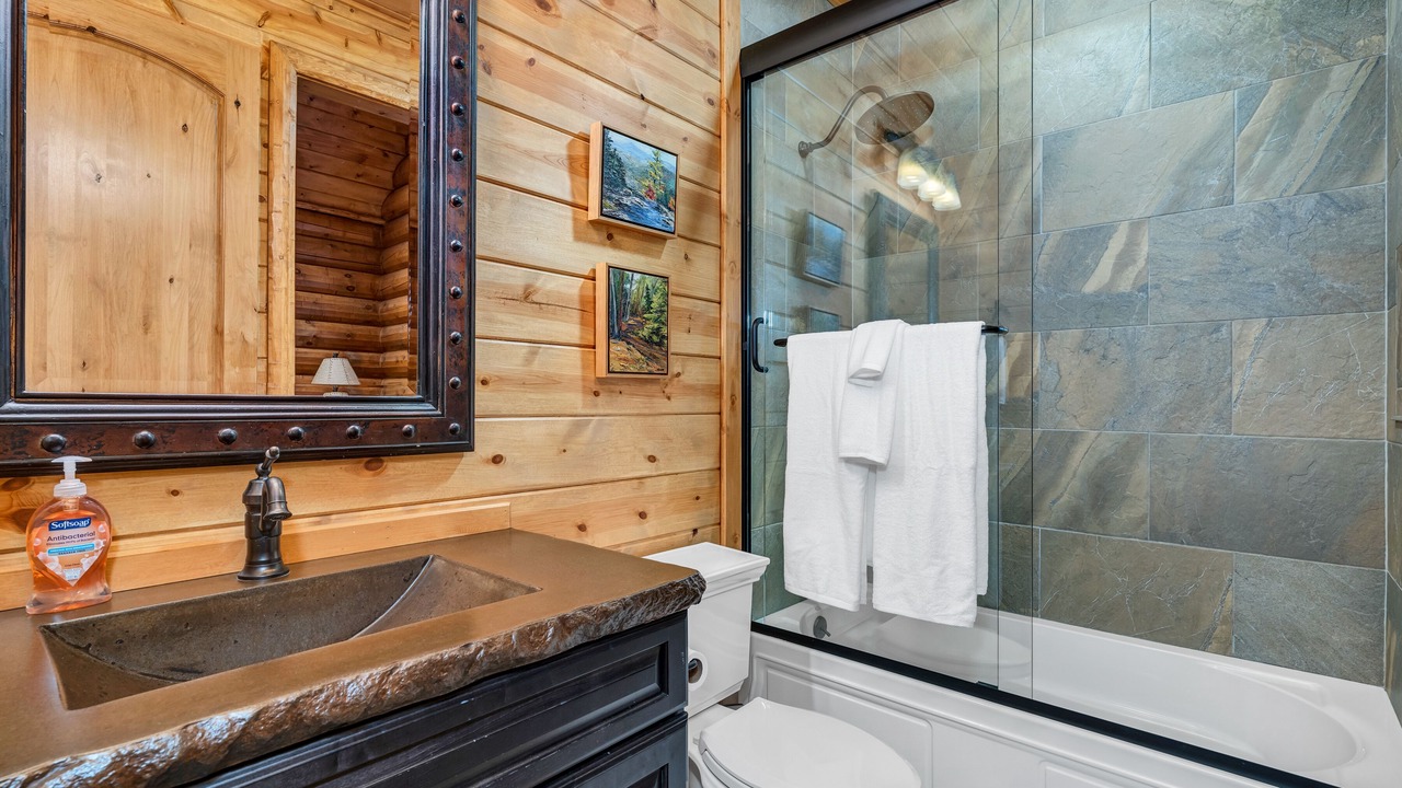 Photo of Bathroom in Intervale