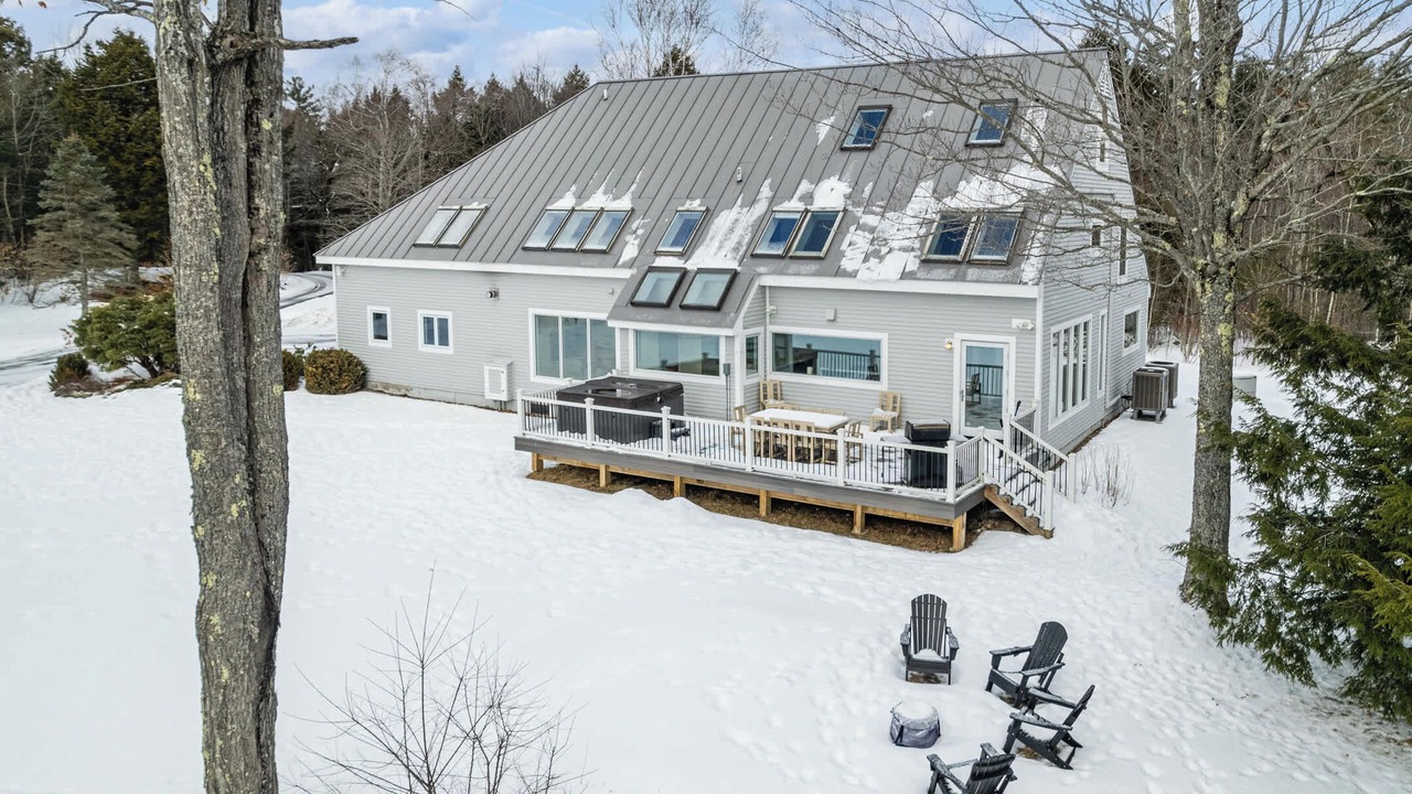 Photo of Outdoor in New London