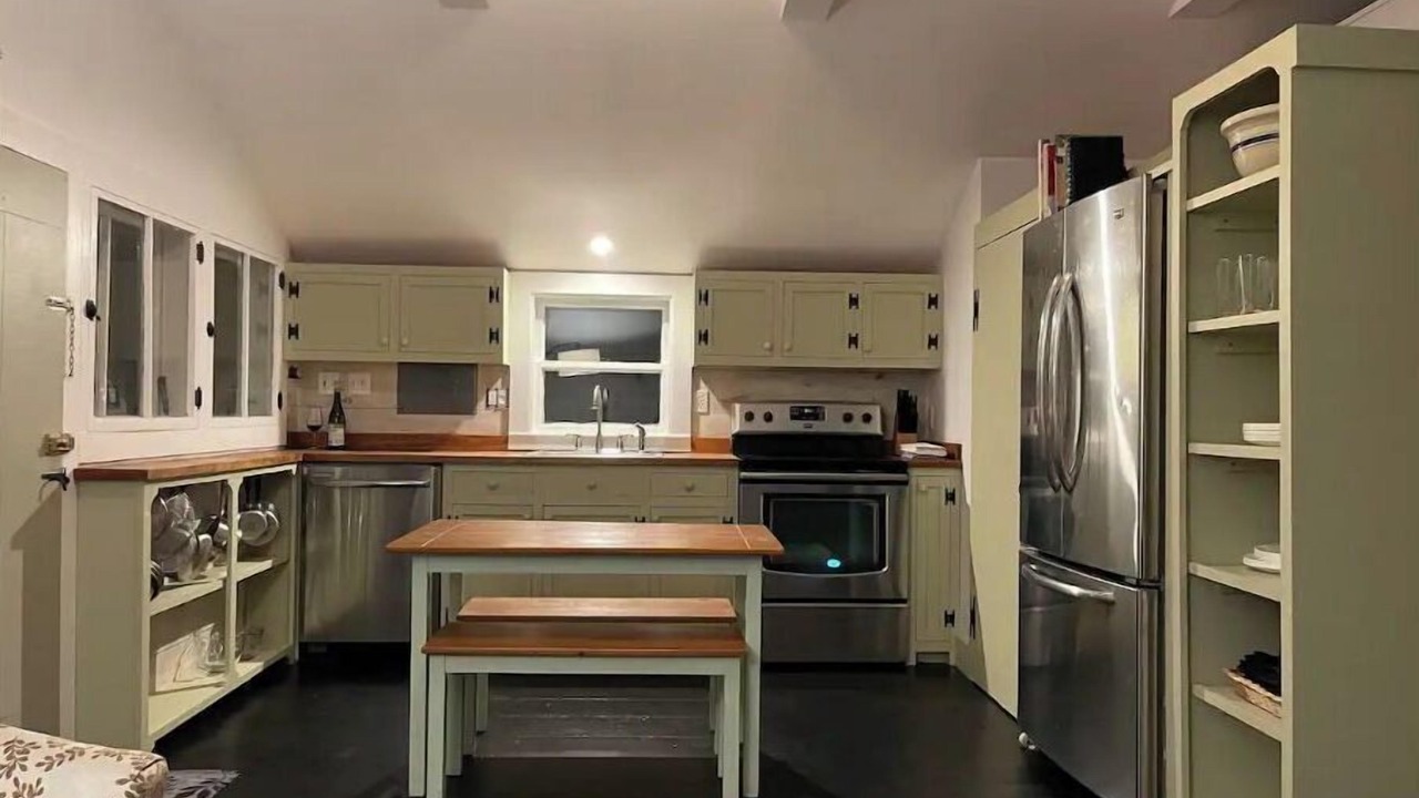 Photo of Kitchen in Londonderry