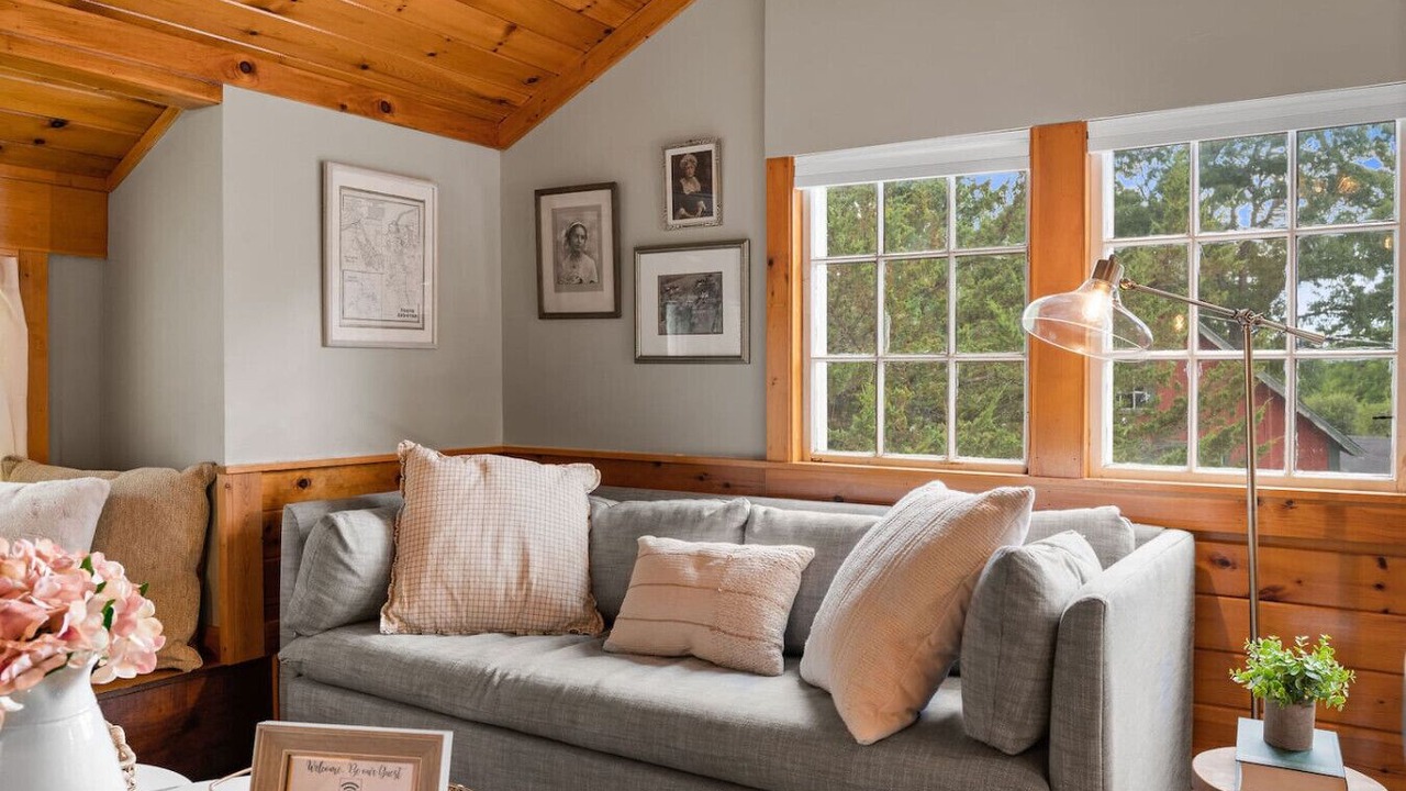 Photo of Livingroom in North Andover