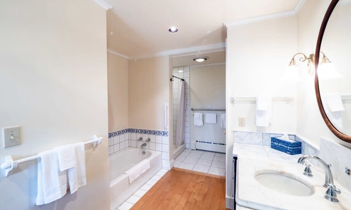 Photo of Bathroom in Williamstown