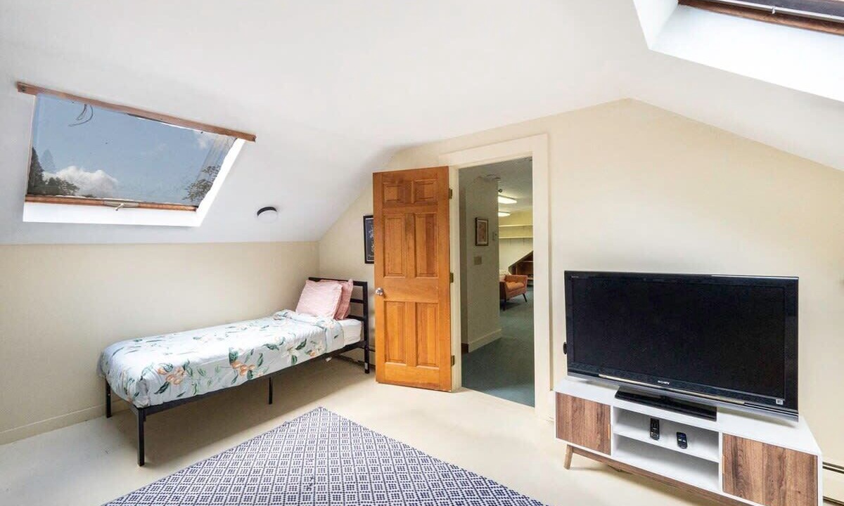 Photo of Bedroom in Williamstown