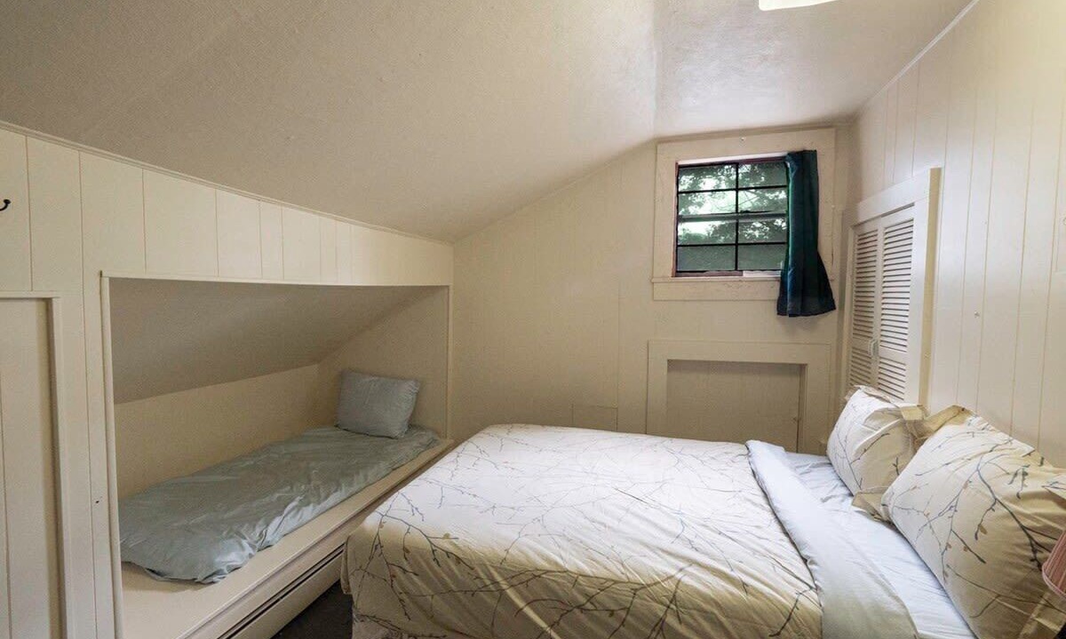 Photo of Bedroom in Williamstown