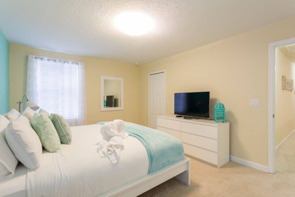 Photo of Bedroom in Davenport