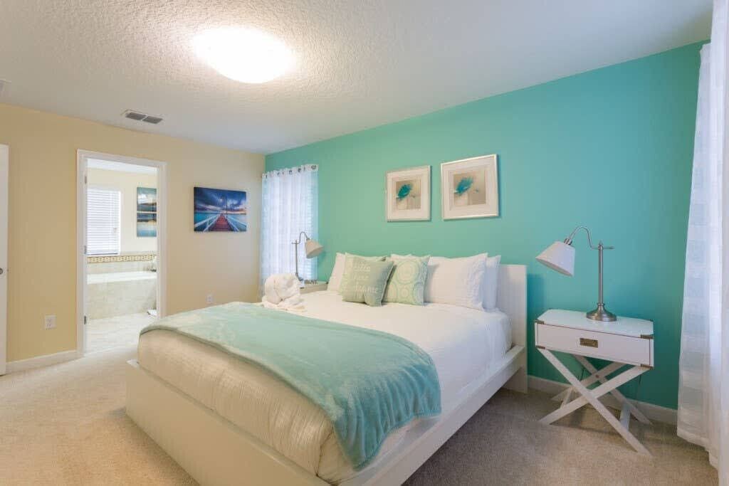 Photo of Bedroom in Davenport