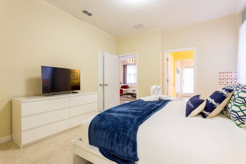 Photo of Bedroom in Davenport
