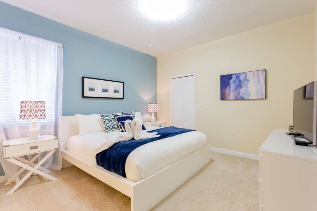 Photo of Bedroom in Davenport