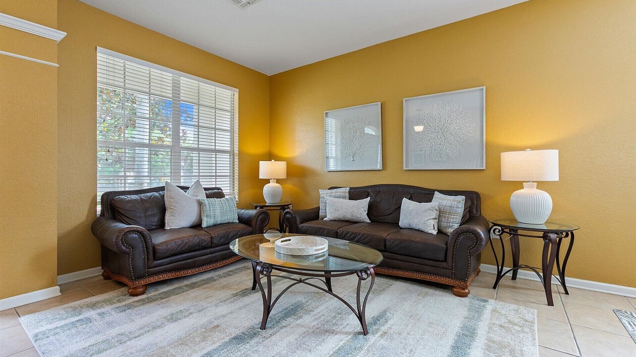 Photo of Livingroom in Windsor Hills