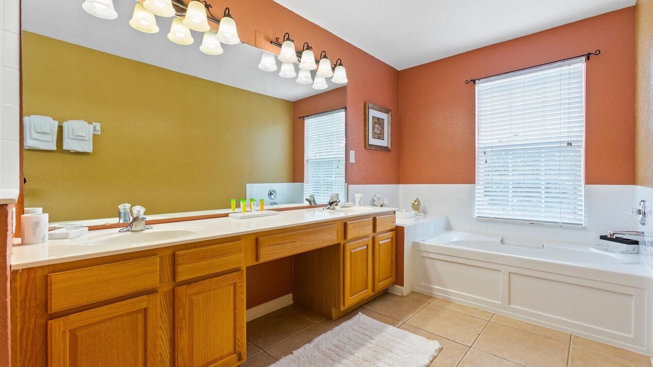 Photo of Bathroom in Windsor Hills