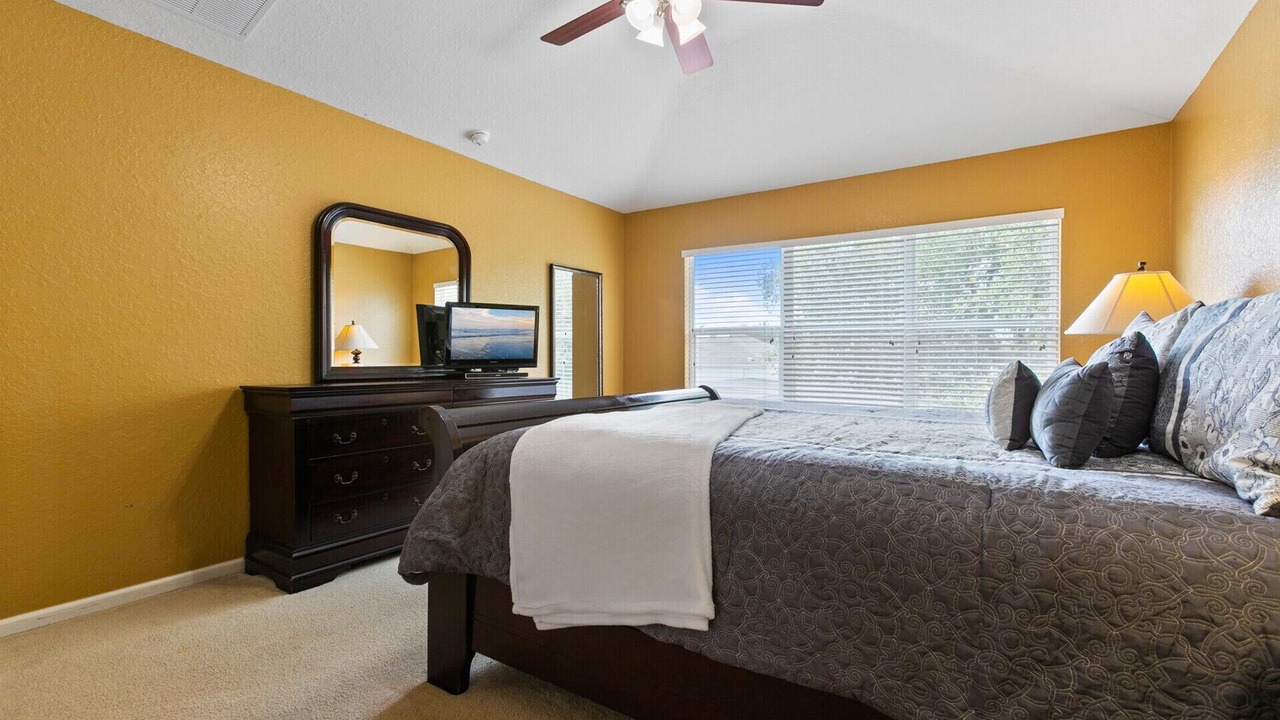 Photo of Bedroom in Windsor Hills