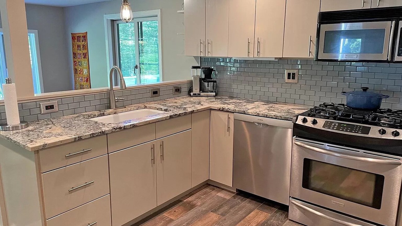 Photo of Kitchen in Warren