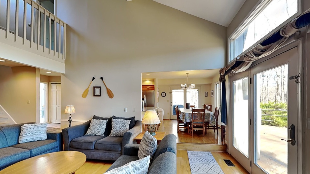 Photo of Livingroom in Blakeslee