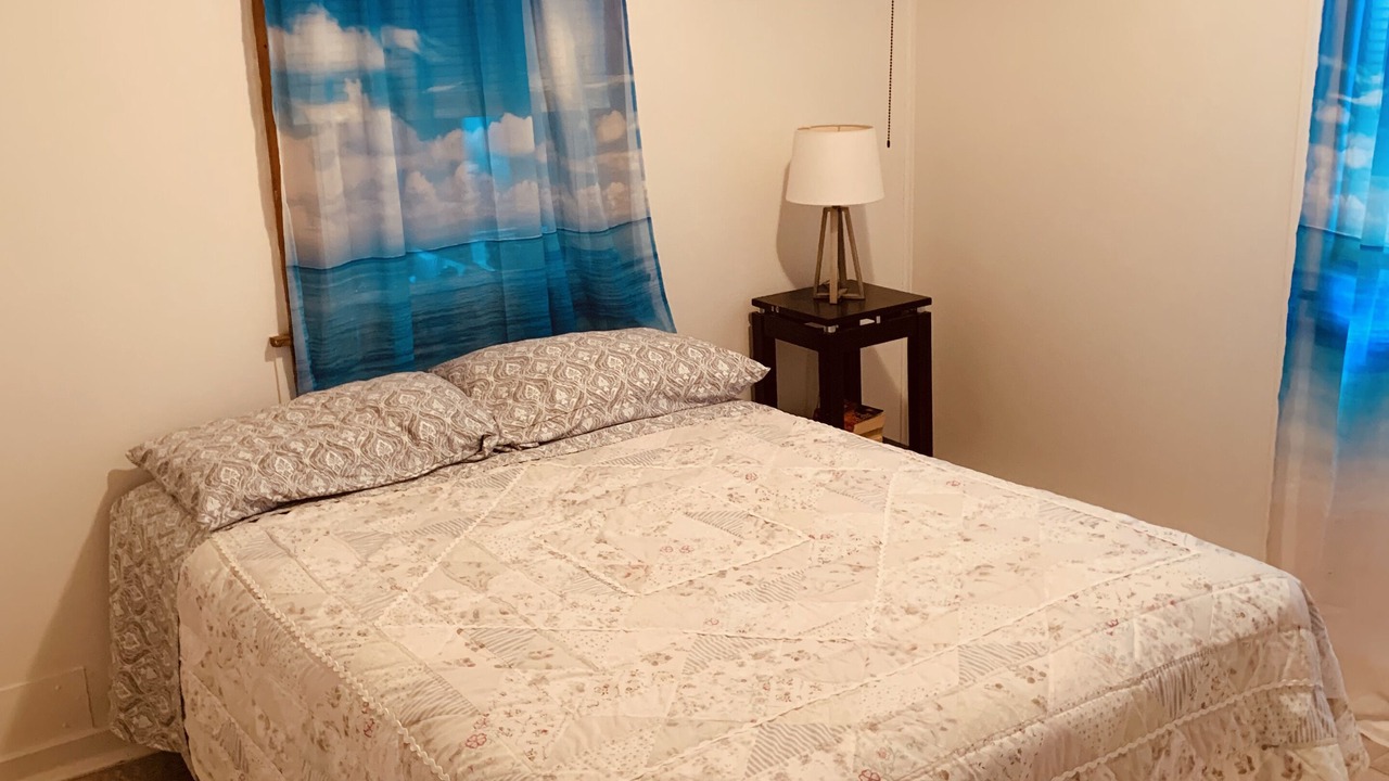 Photo of Bedroom in Town of Porter