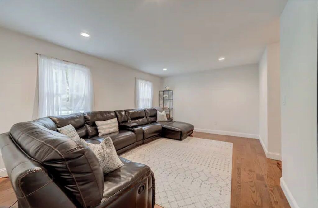 Photo of Livingroom in Wallkill