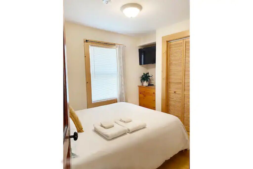 Photo of Bedroom in Old North End