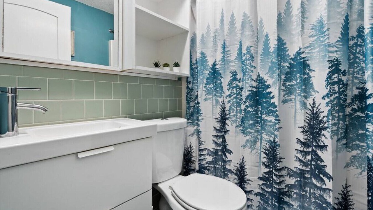 Photo of Bathroom in Thornton