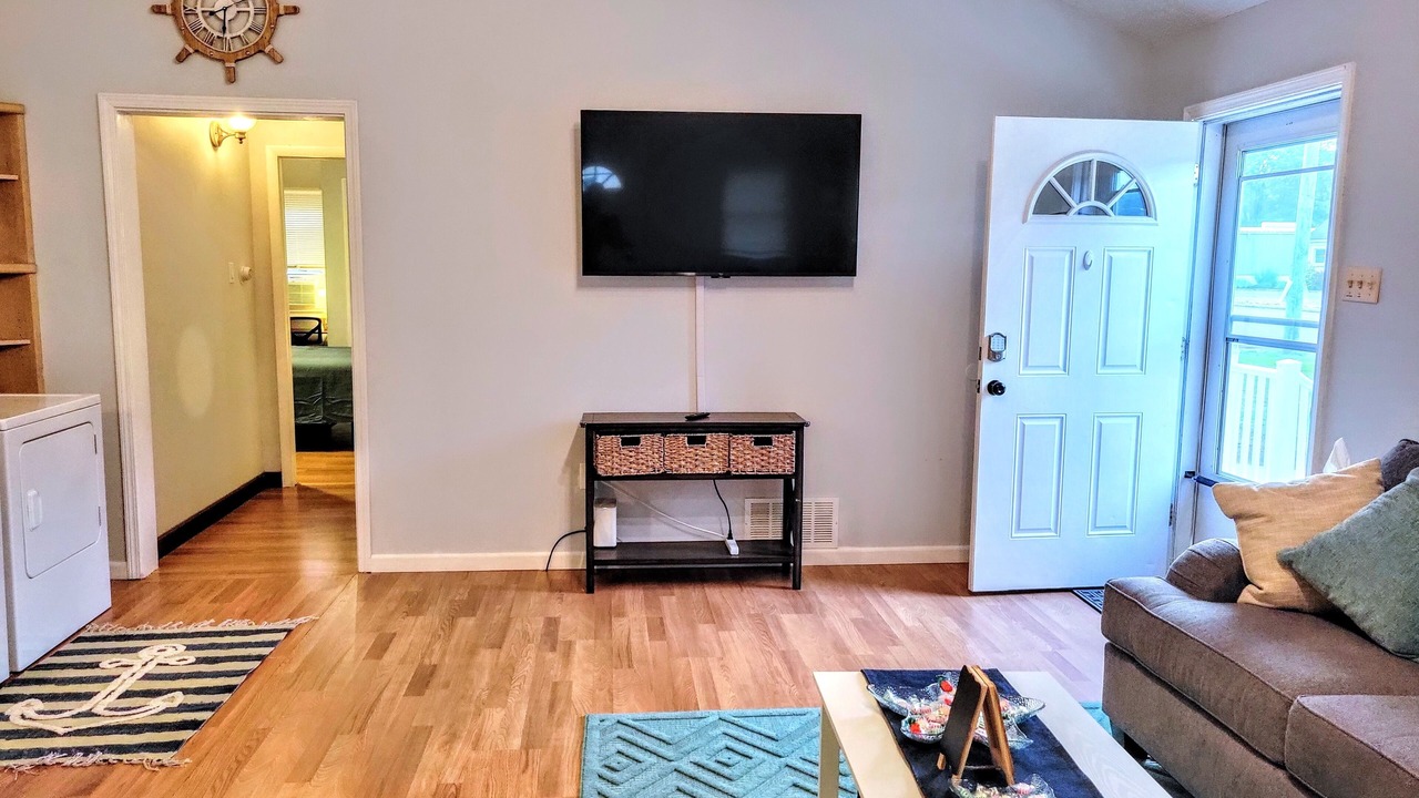 Photo of Livingroom in Somers Point