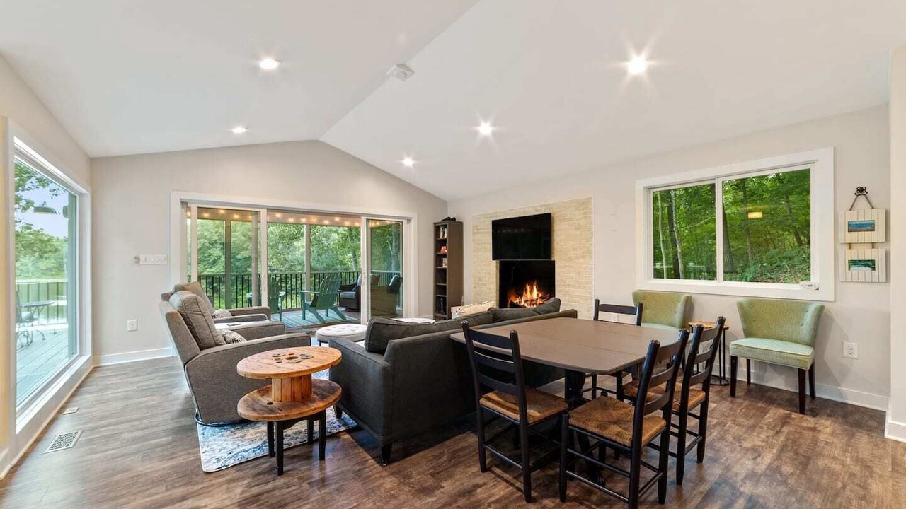 Photo of Livingroom in Kabletown