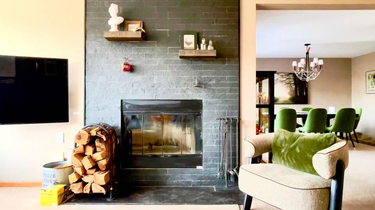 Photo of Livingroom in West Dover