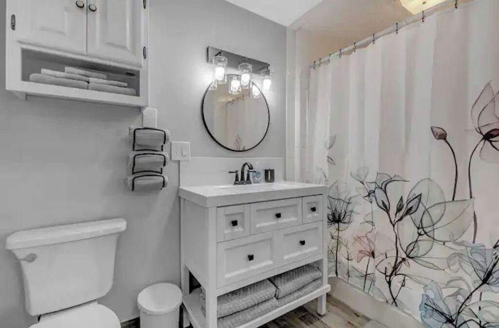 Photo of Bathroom in Youngstown