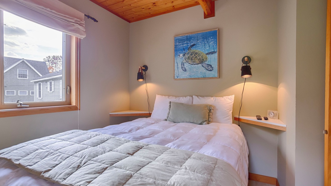 Photo of Bedroom in Honeoye