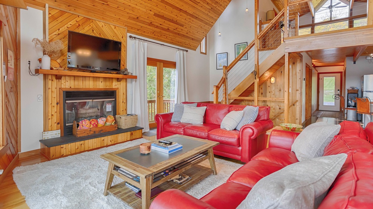 Photo of Livingroom in Honeoye