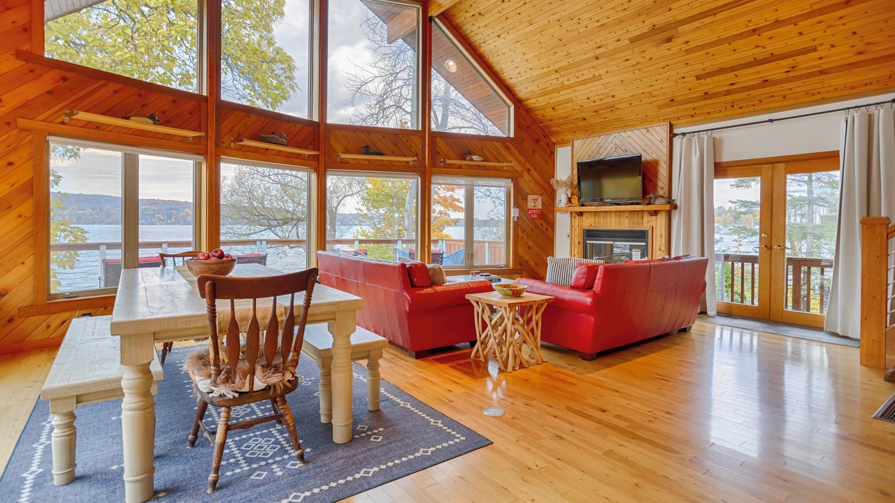 Photo of Livingroom in Honeoye