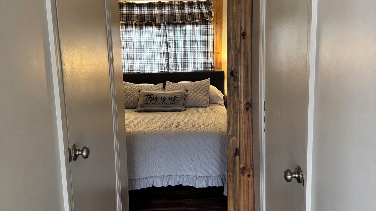 Photo of Bedroom in Tiltonsville
