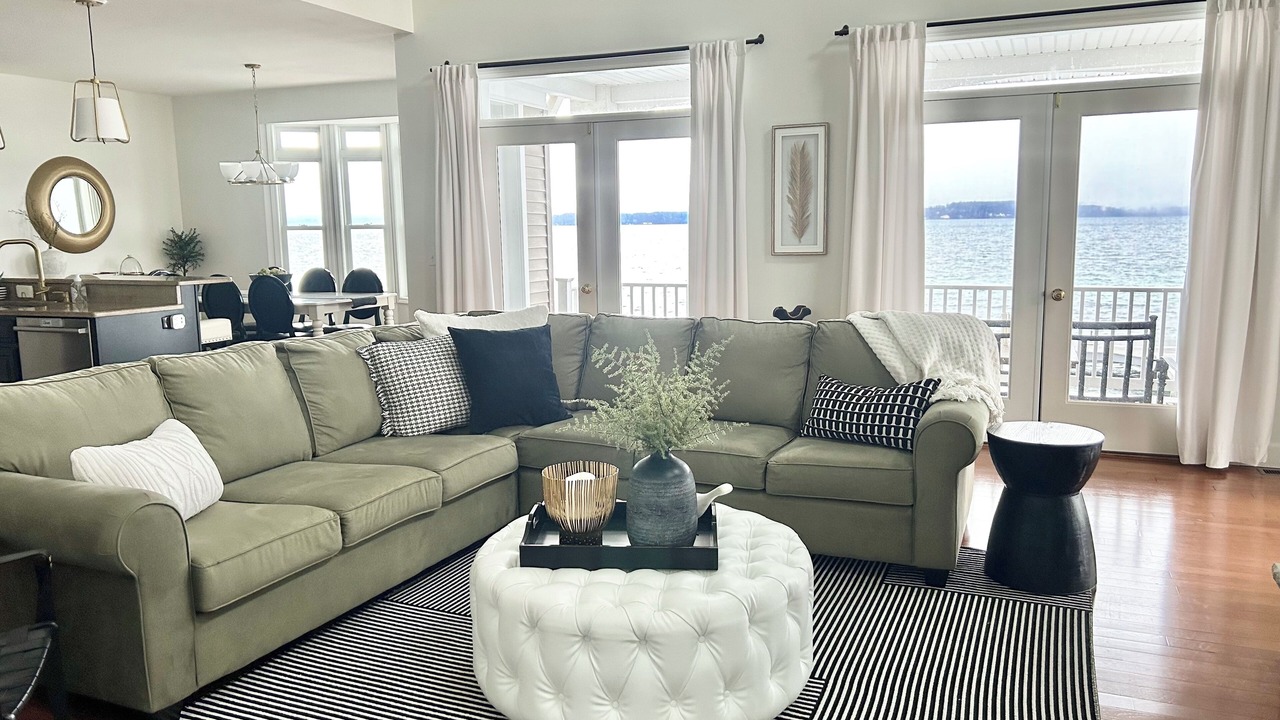 Photo of Livingroom in Ovid
