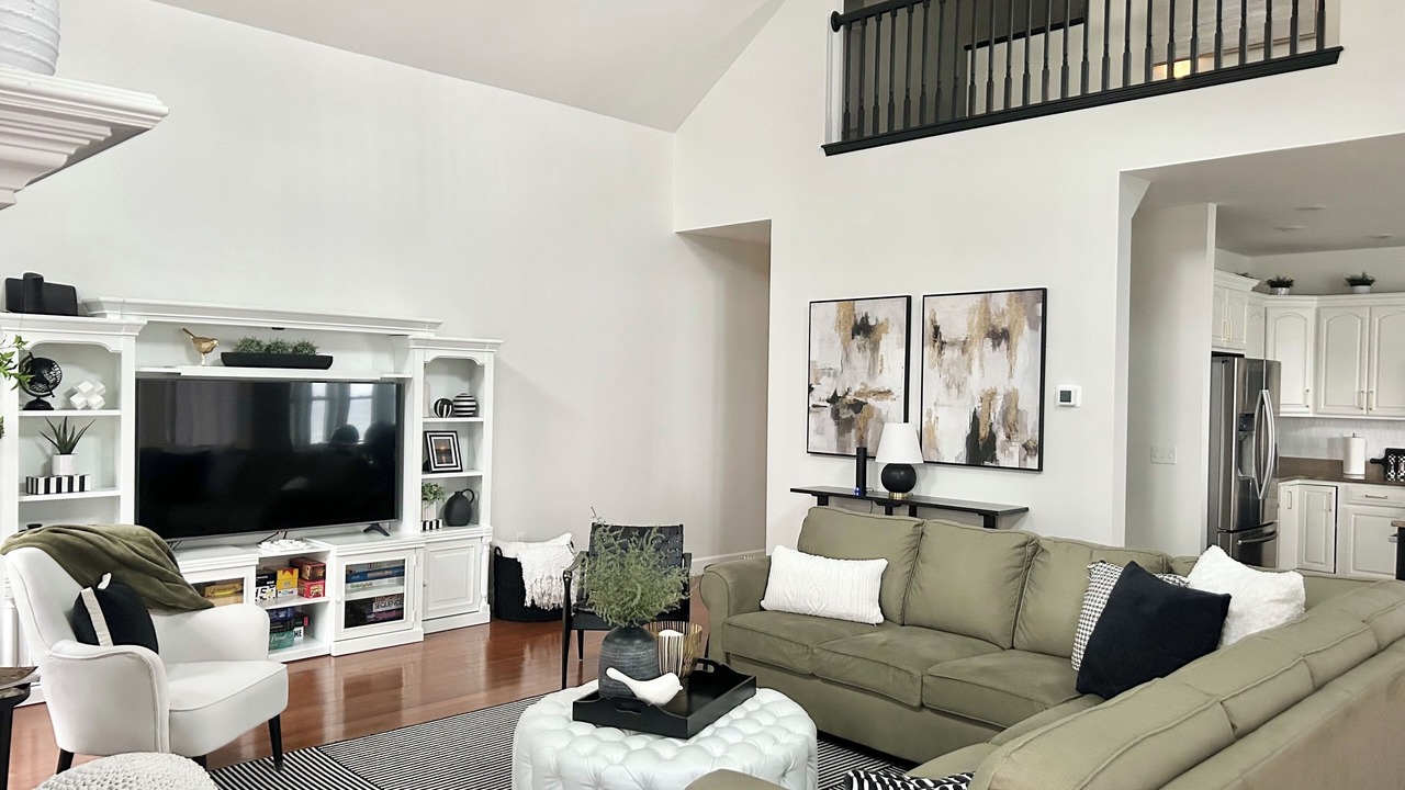Photo of Livingroom in Ovid
