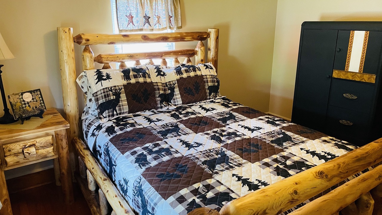 Photo of Bedroom in Upper Tract