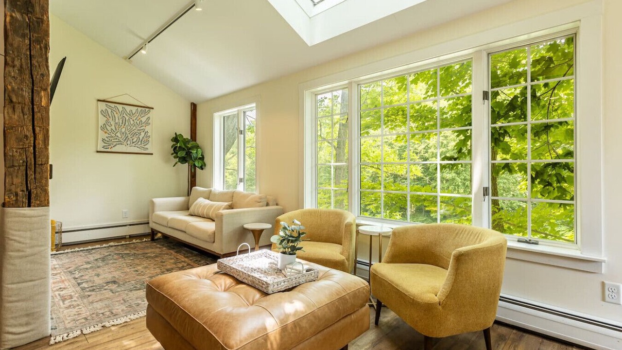 Photo of Livingroom in Bridgewater