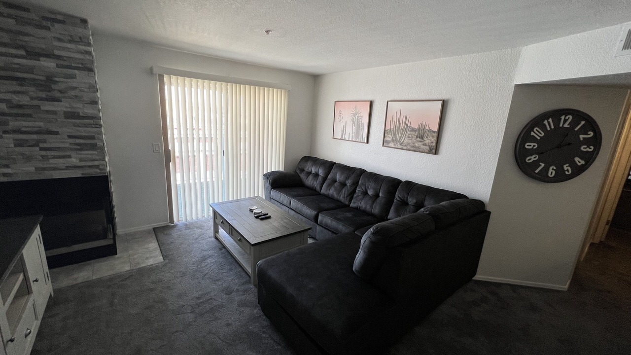 Photo of Livingroom in Laughlin