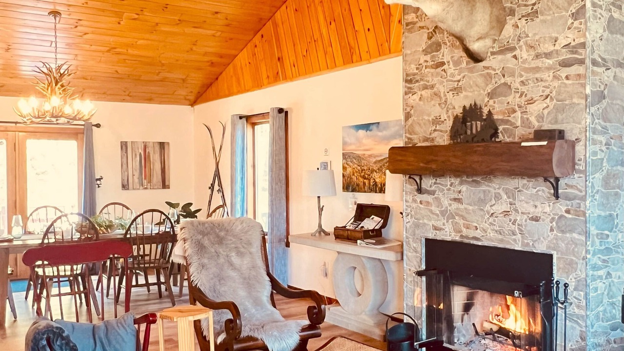 Photo of Livingroom in Johnsburg
