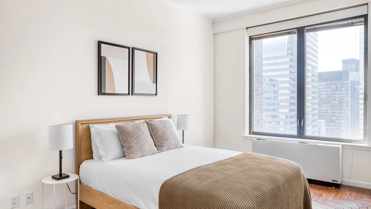 Photo of Bedroom in Sutton Place