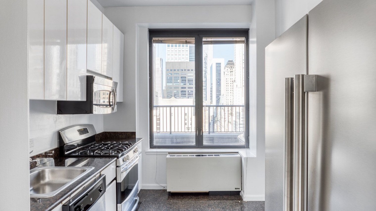 Photo of Kitchen in Sutton Place