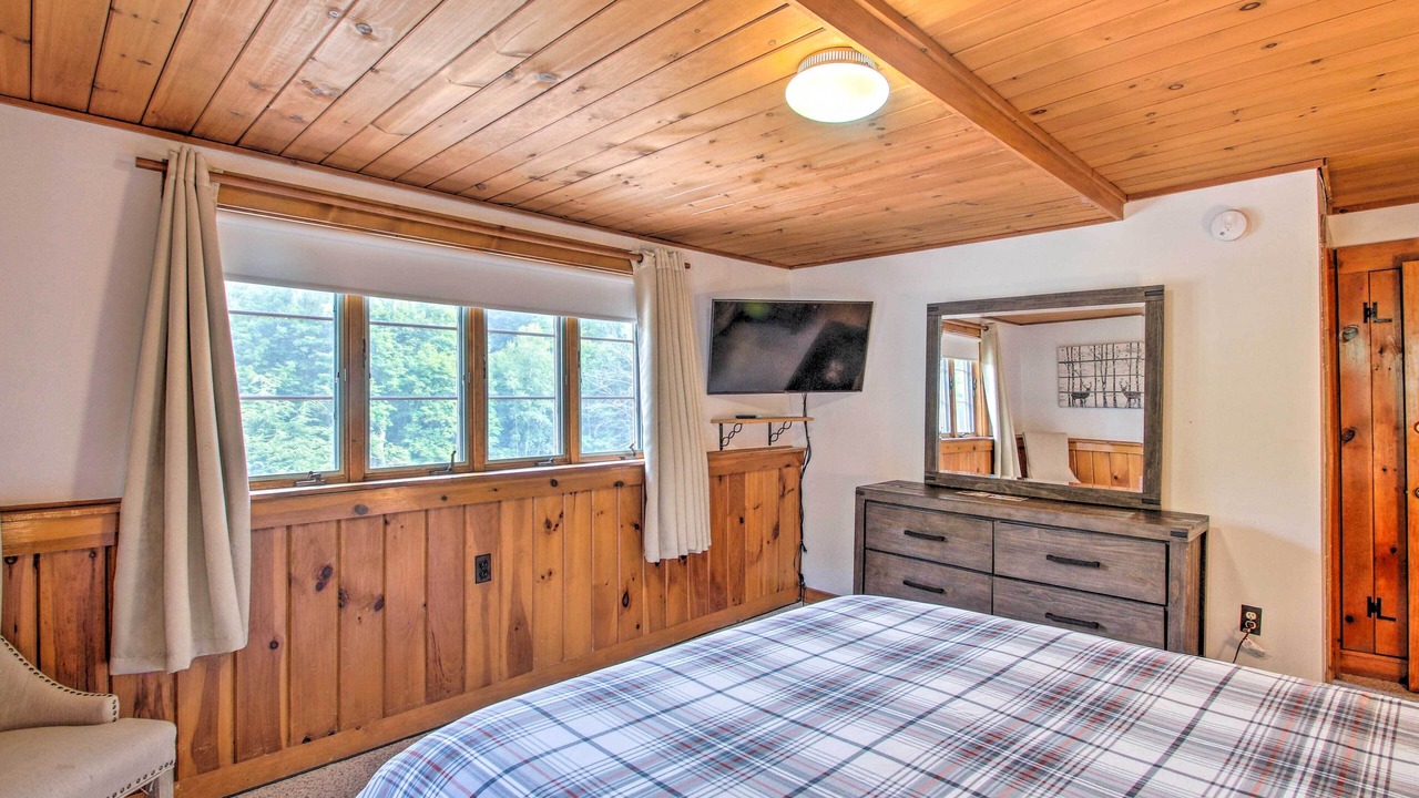 Photo of Bedroom in Jackson
