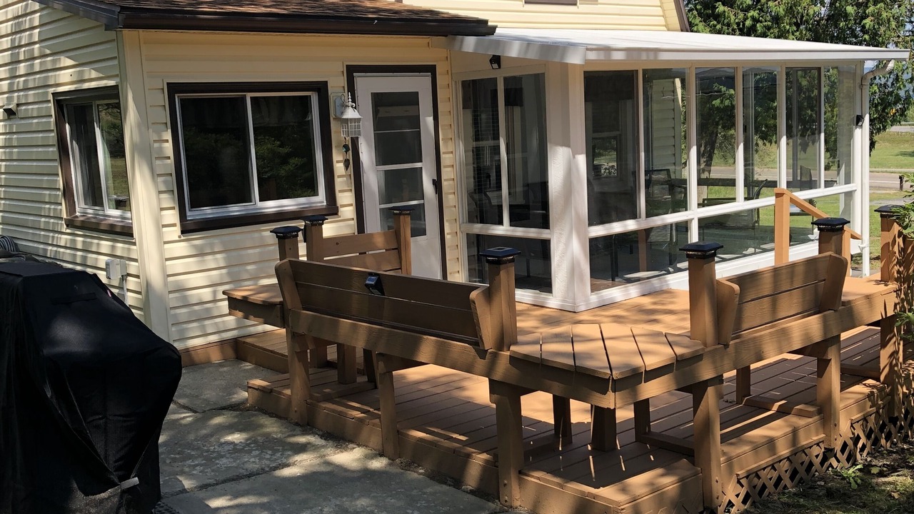 Photo of Patio Balcony in Town of Reading