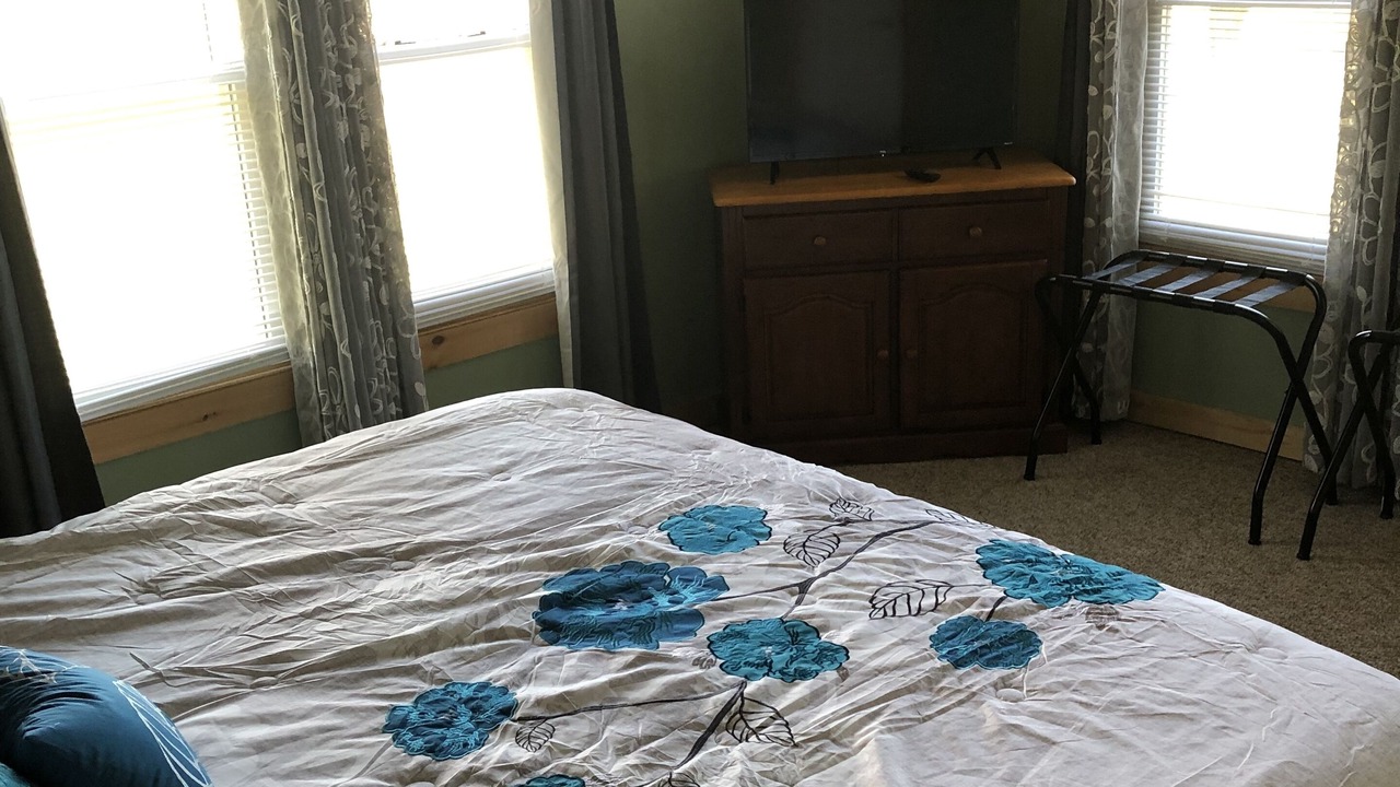 Photo of Bedroom in Town of Reading