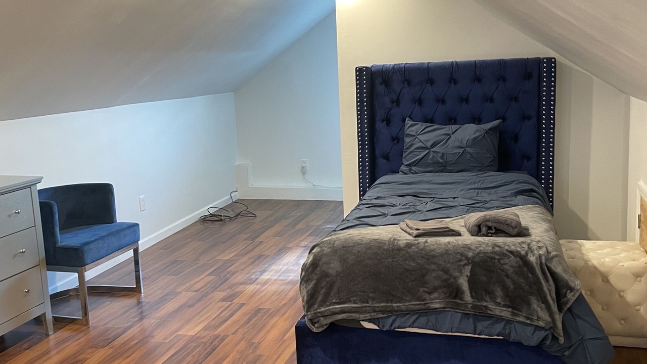 Photo of Bedroom in Hicksville