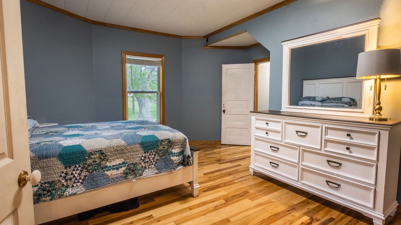 Photo of Bedroom in Mt Lookout