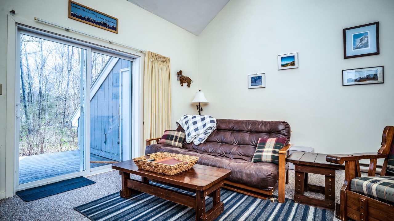 Photo of Livingroom in Plymouth
